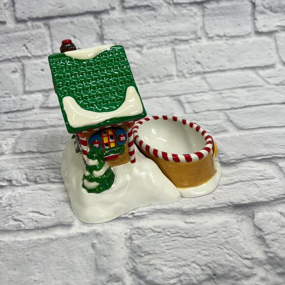 Vintage Department 56 M & M’S Lighted Ceramic Candy Store w/Matching Candy Dish - Picture 6 of 8